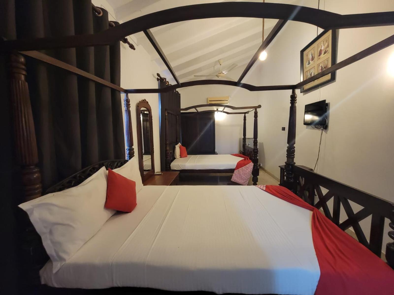 The Empyrean Airport Transit Hotel Katunayaka Esterno foto