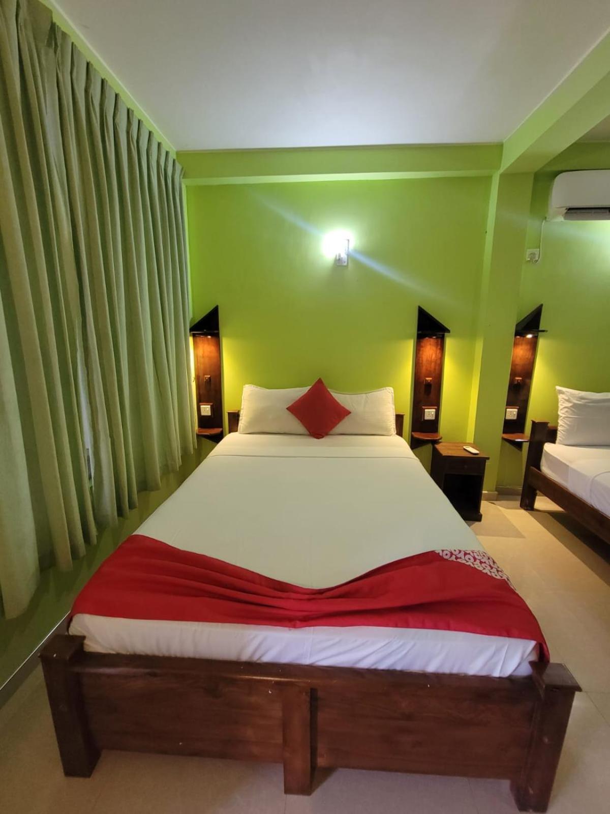 The Empyrean Airport Transit Hotel Katunayaka Esterno foto