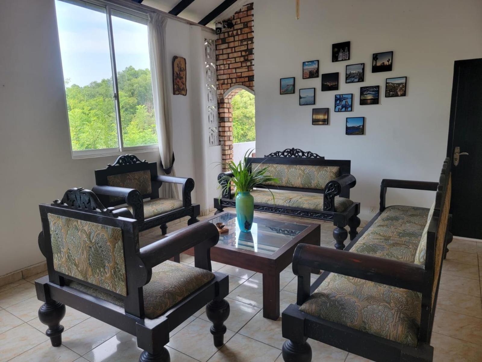 The Empyrean Airport Transit Hotel Katunayaka Esterno foto