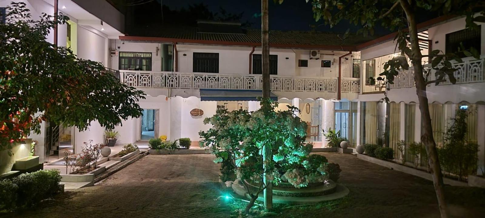 The Empyrean Airport Transit Hotel Katunayaka Esterno foto